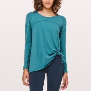Lululemon Hit Unwind Long Sleeve Top Teal Blue size 6